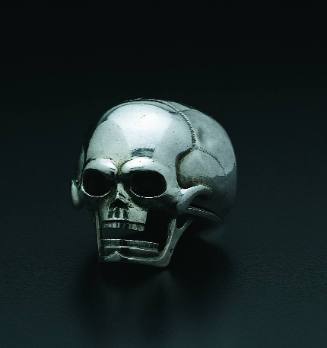 Skull Form Watch