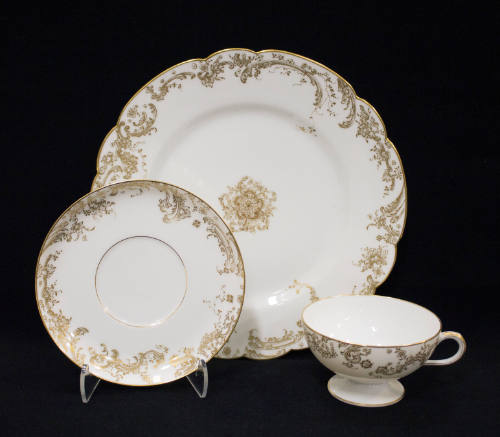 Dinner Service (Serves Twelve)